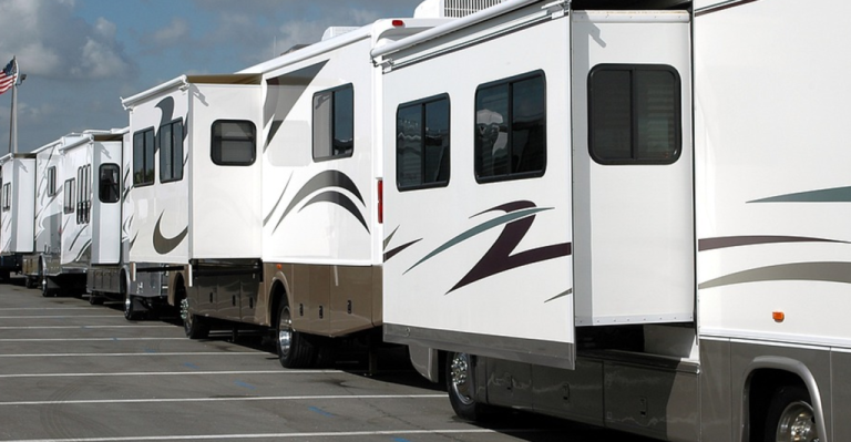 Key Things to Know About Operating Hours of Your Local RV Dealership